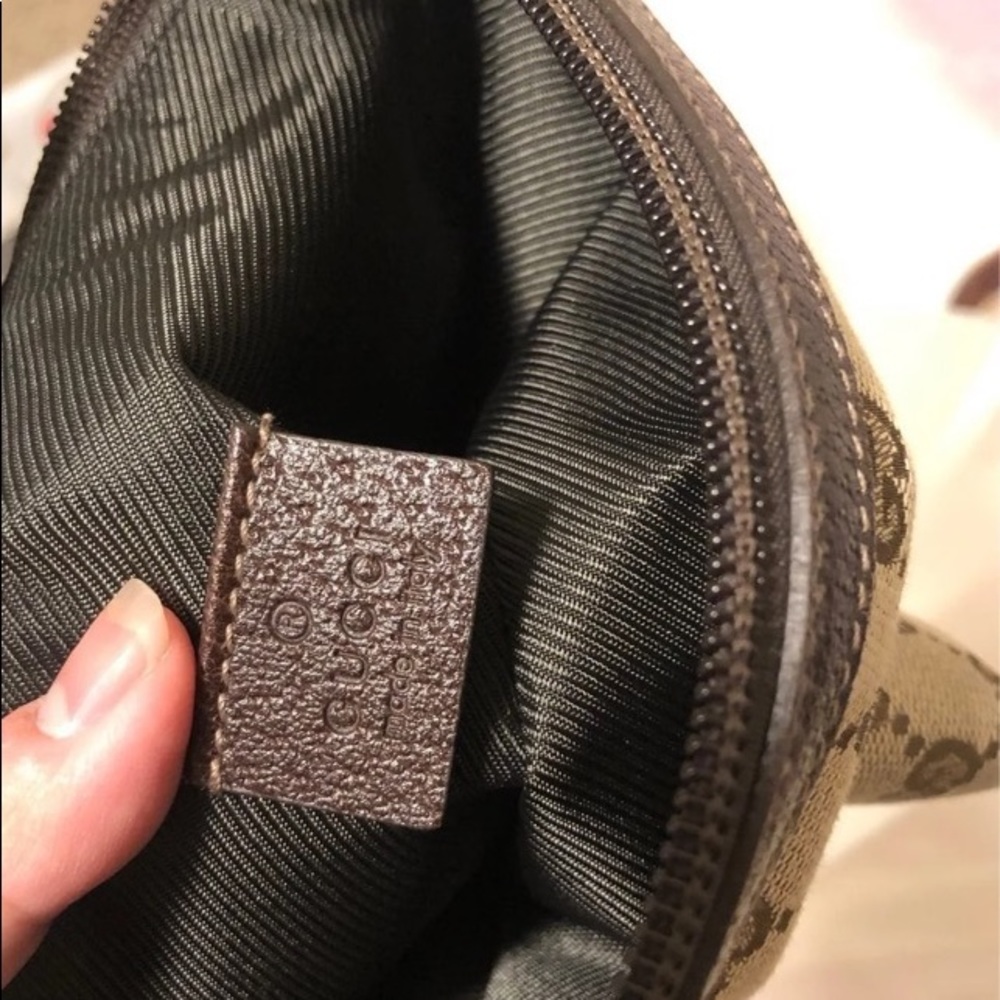 Gucci Abbey D Ring Monogram Pochette - Picture 4 of 6
